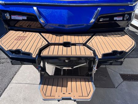 Mastercraft X24 image