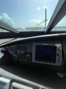 Sunseeker Predator 82 image