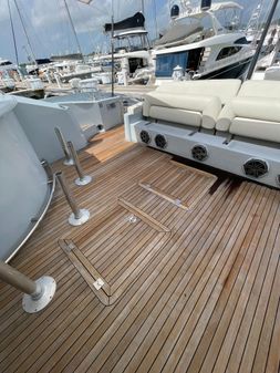 Sunseeker Predator 82 image