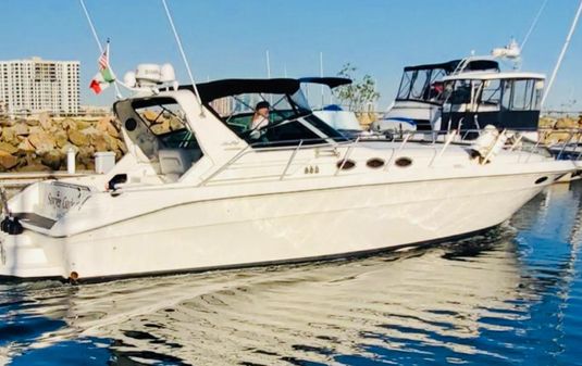 Sea Ray 400 Express Cruiser image