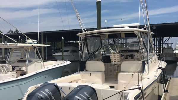 Grady-White Express 330