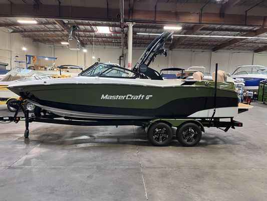 Mastercraft XT23 - main image