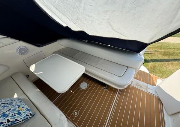 Sea Ray 330 DA image