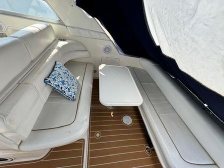 Sea Ray 330 DA image