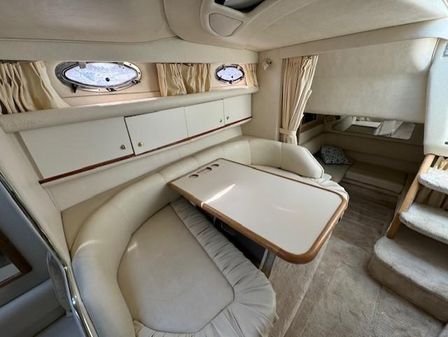 Sea Ray 330 DA image