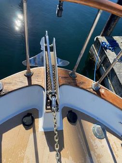 Tollycraft COCKPIT-MOTOR-YACHT image