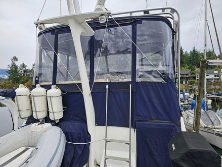 Tollycraft COCKPIT-MOTOR-YACHT image