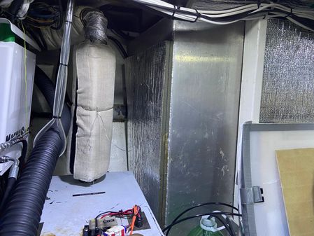 Tollycraft COCKPIT-MOTOR-YACHT image