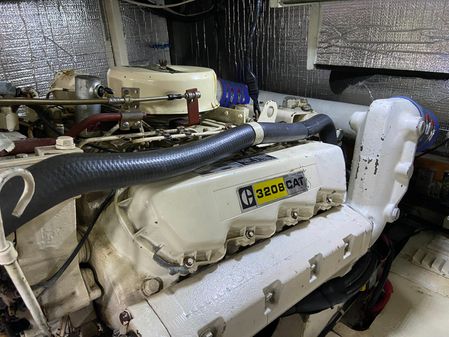 Tollycraft COCKPIT-MOTOR-YACHT image