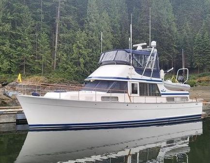 Tollycraft COCKPIT-MOTOR-YACHT image