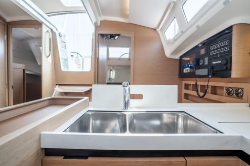 Jeanneau Sun Odyssey 410 image