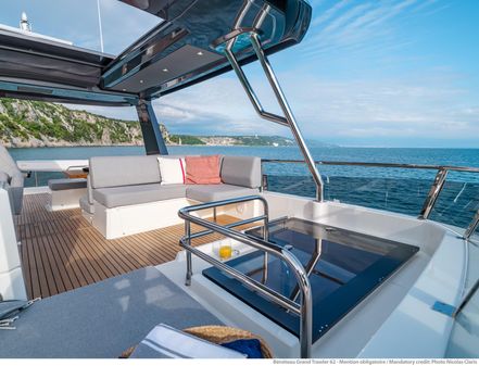 Beneteau Grand Trawler 62 image