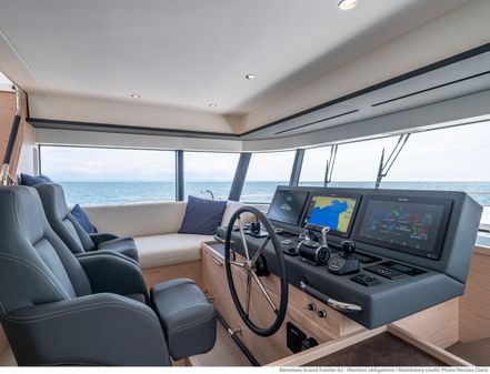 Beneteau Grand Trawler 62 image