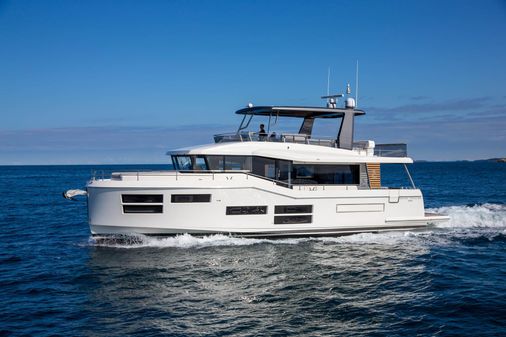 Beneteau Grand Trawler 62 image