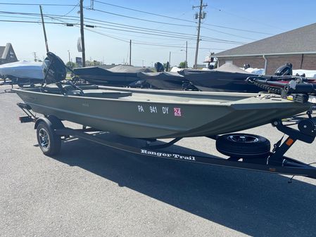 Ranger 1652 MPV image
