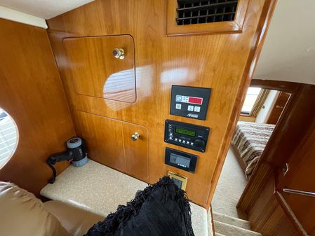Carver 564 Cockpit Motor Yacht image