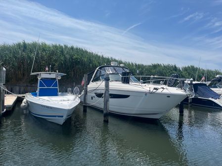 Sea Ray 350 Sundancer image