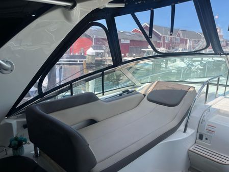 Sea Ray 350 Sundancer image