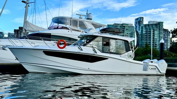 Boston Whaler 405 Conquest 