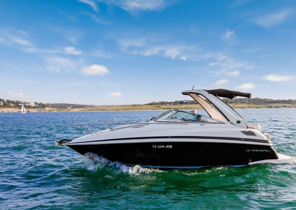 Regal 28 Express image