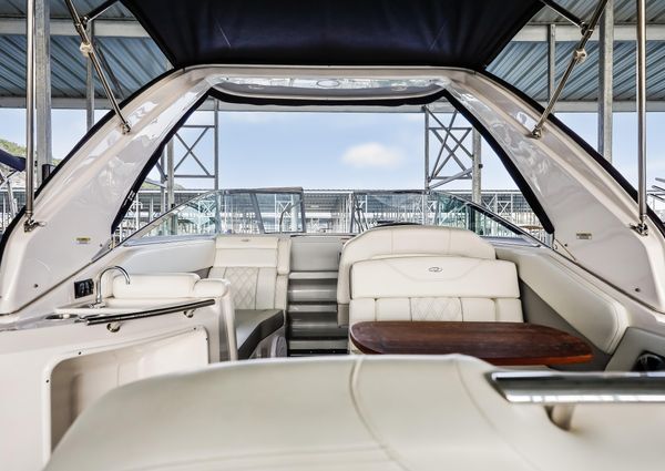 Regal 28 Express image