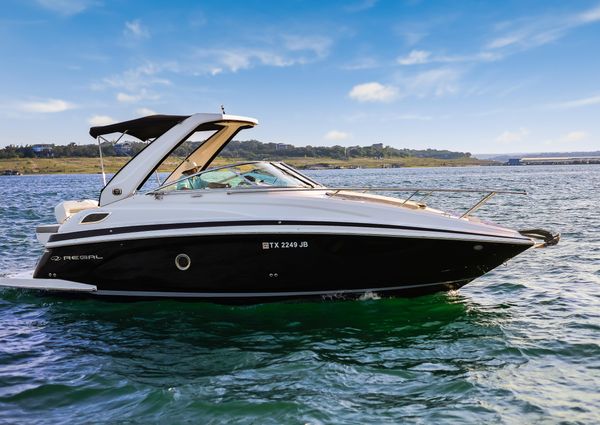 Regal 28 Express image