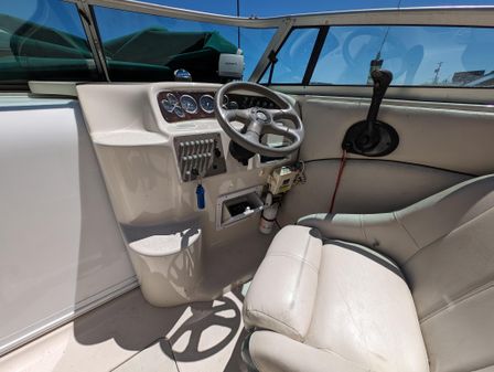 Crownline 230 CCR image