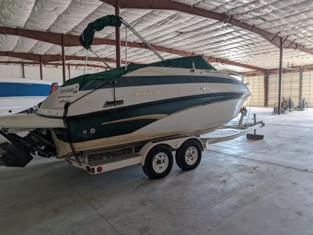 Crownline 230 CCR image