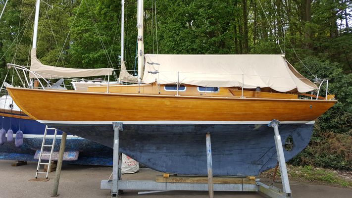 Folk Boat 26 - main image