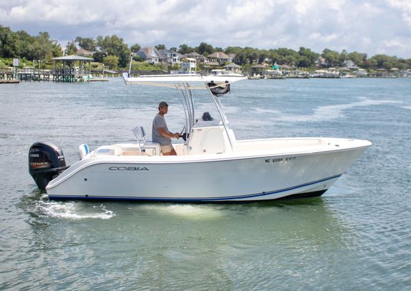 Cobia 217 Center Console image