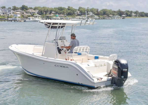 Cobia 217 Center Console image