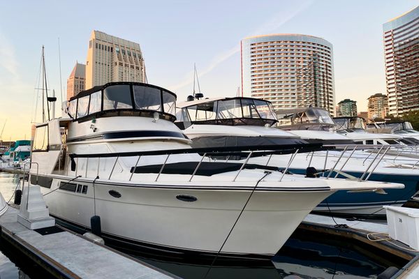 Californian 48 Cockpit MotorYacht - main image