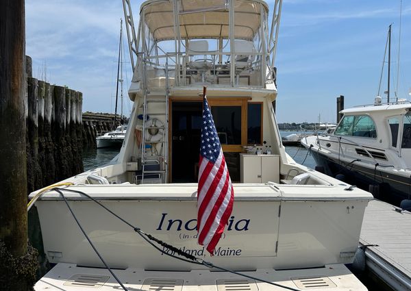 Hatteras 36 Convertible image