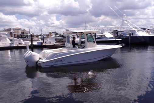 Boston Whaler 250 Outrage image