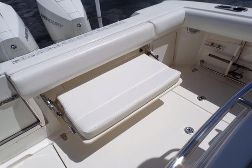 Boston Whaler 250 Outrage image