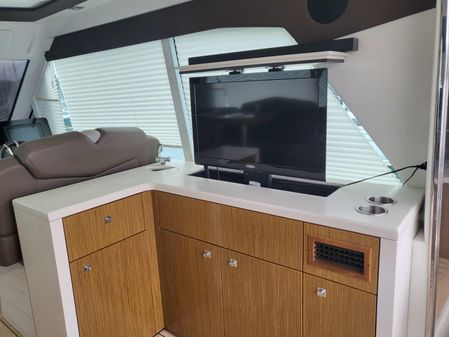 Cruisers Yachts 48 Cantius image