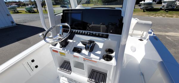 Sea Hunt BX25FS image