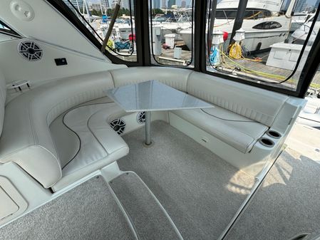 Cruisers Yachts 3470 Express image