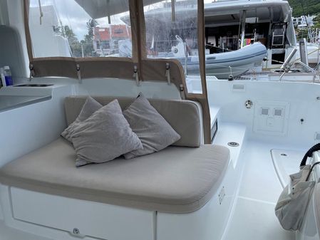 Lagoon 46 image