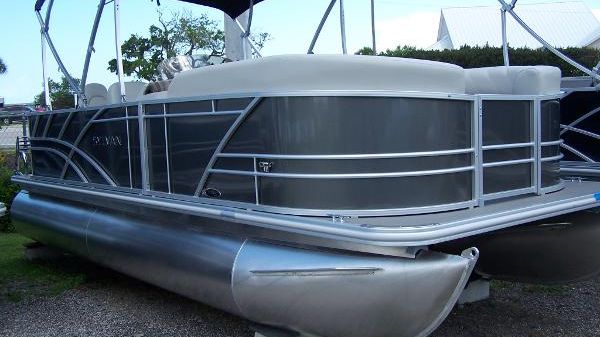Sylvan Mirage 820 PARTY FISH 