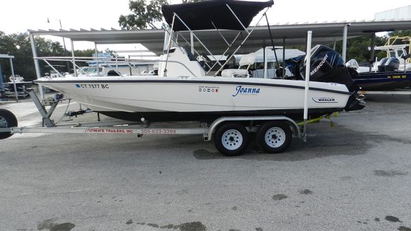 Boston Whaler 200 Dauntless