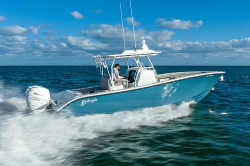 Yellowfin 32 image