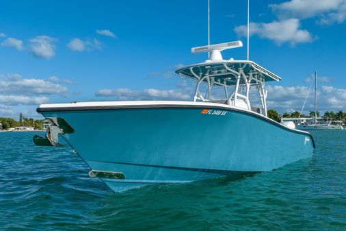 Yellowfin 32 image