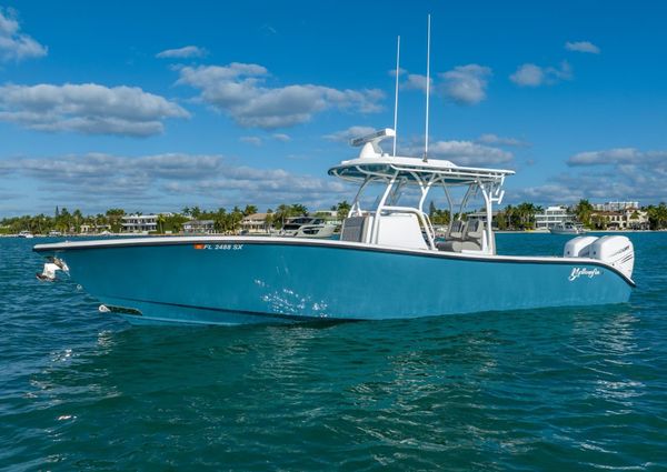 Yellowfin 32 image