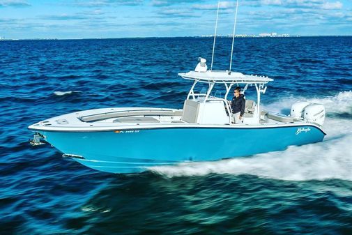 Yellowfin 32 image