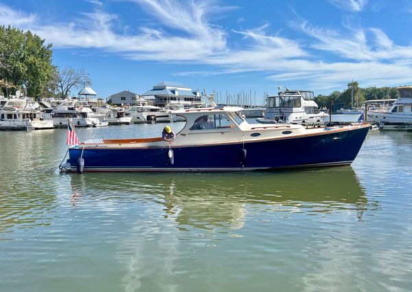 Hinckley PICNIC-BOAT-CLASSIC-36 image