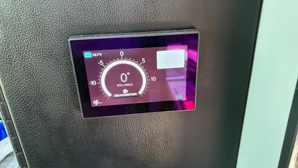 BRABUS Shadow 900 Sun Top image