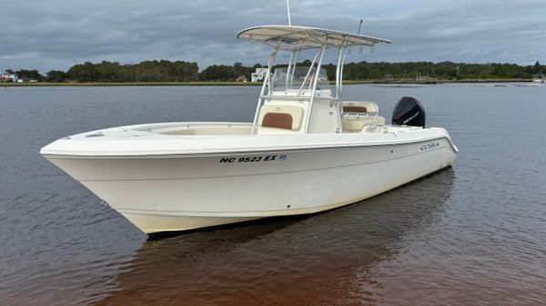 Cobia 237 Center Console 