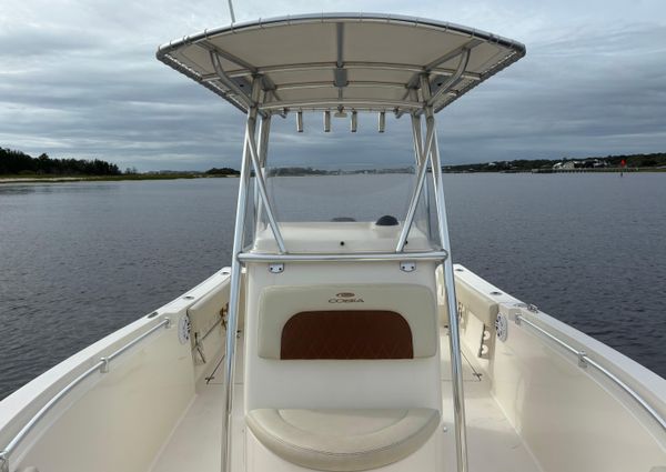 Cobia 237-CENTER-CONSOLE image