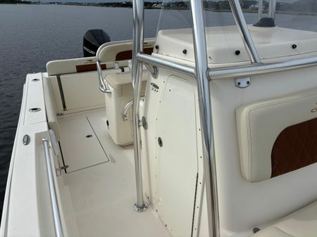 Cobia 237-CENTER-CONSOLE image